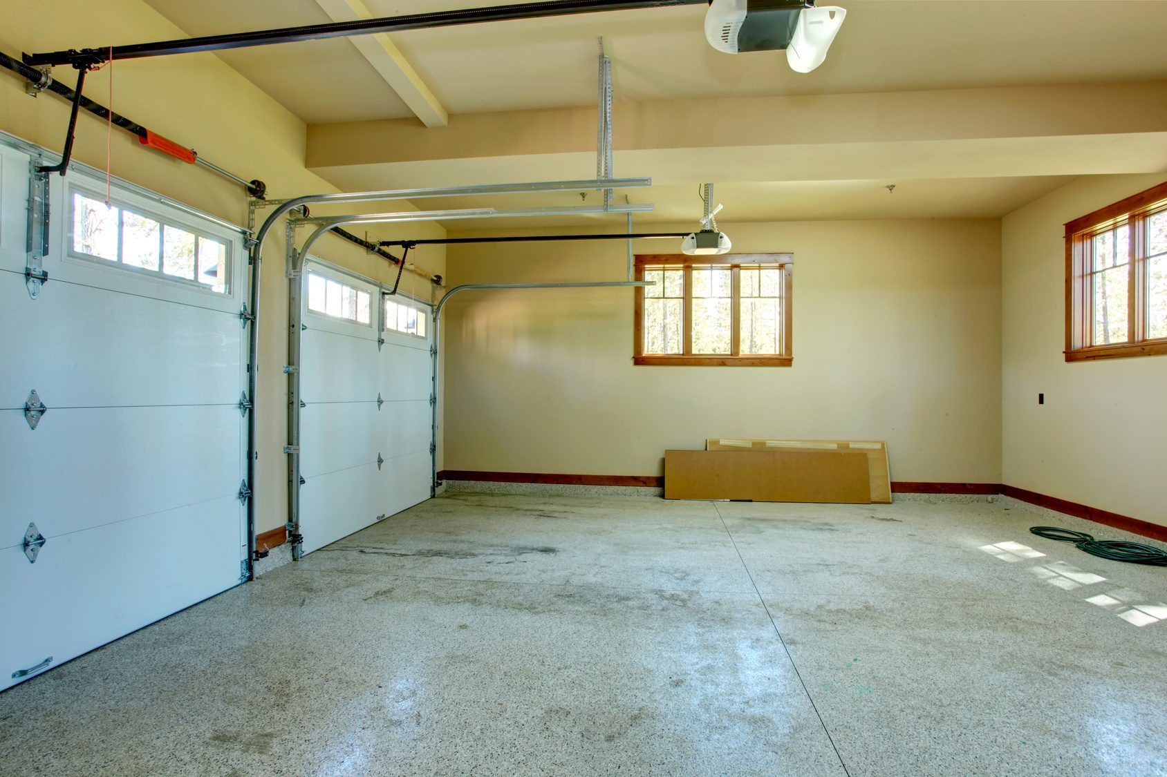 Must-Do Maintenance Tips for Your Garage Door